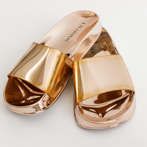 🎉2X HP🎉 Rose Gold Metallic Slides Sandals - Picture 9 of 9